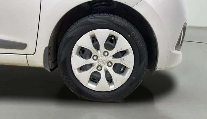 2015 Hyundai Xcent S 1.2, Petrol, Manual, 75,051 km, Right Front Wheel