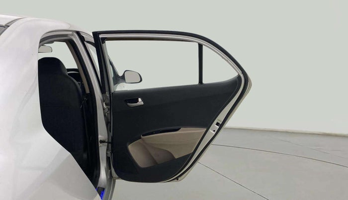2015 Hyundai Xcent S 1.2, Petrol, Manual, 75,051 km, RHS Rear Door