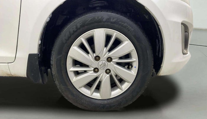 2015 Maruti Swift ZXI, Petrol, Manual, 82,803 km, Right Front Wheel