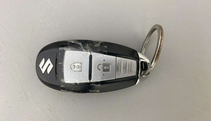 2015 Maruti Swift ZXI, Petrol, Manual, 82,803 km, Key Close Up