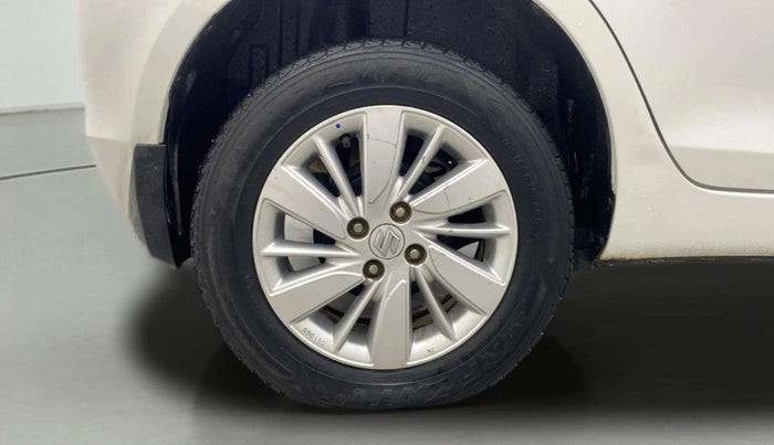 2015 Maruti Swift ZXI, Petrol, Manual, 82,803 km, Right Rear Wheel