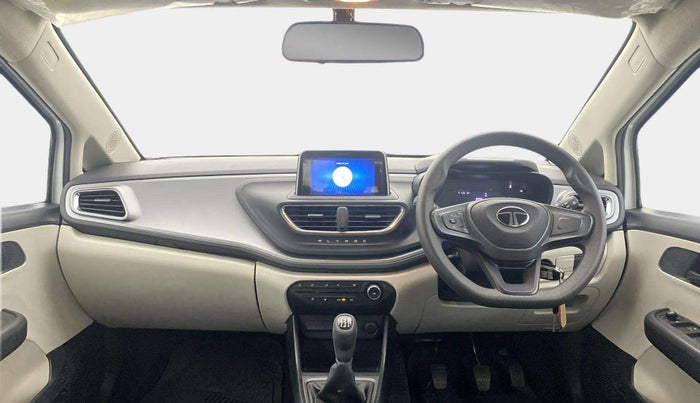 2024 Tata ALTROZ XM PLUS CNG, CNG, Manual, 12,693 km, Dashboard
