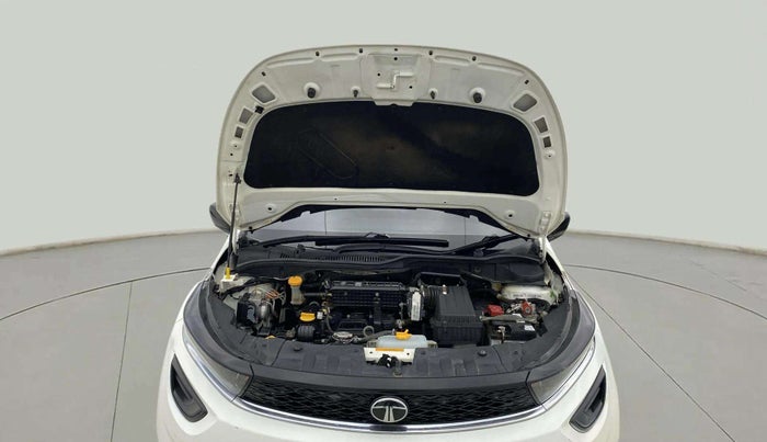 2024 Tata ALTROZ XM PLUS CNG, CNG, Manual, 12,693 km, Open Bonet