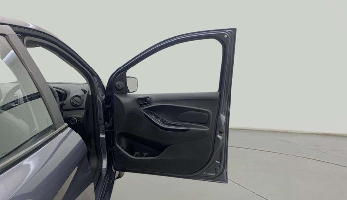 2020 Ford New Figo TITANIUM 1.2 PETROL MT, Petrol, Manual, 27,313 km, RHS Front Door