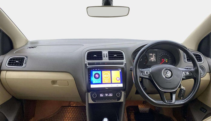 2017 Volkswagen Vento HIGHLINE PLUS 1.2 AT 16 ALLOY, Petrol, Automatic, 82,791 km, Dashboard