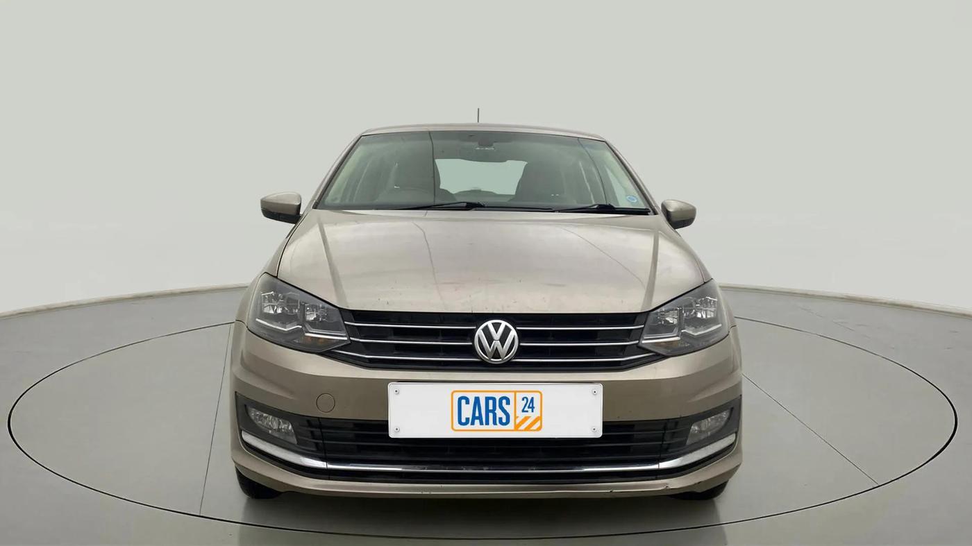 2017 Volkswagen Vento HIGHLINE PLUS 1.2 AT 16 ALLOY, Petrol, Automatic, 82,791 km, Front
