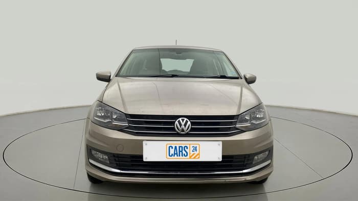 2017 Volkswagen Vento HIGHLINE PLUS 1.2 AT 16 ALLOY, Petrol, Automatic, 82,791 km, Front