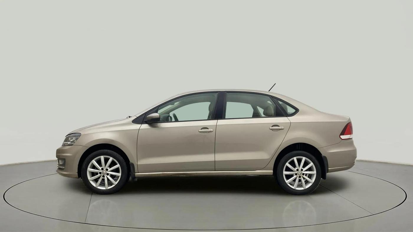 2017 Volkswagen Vento HIGHLINE PLUS 1.2 AT 16 ALLOY, Petrol, Automatic, 82,791 km, Left Side