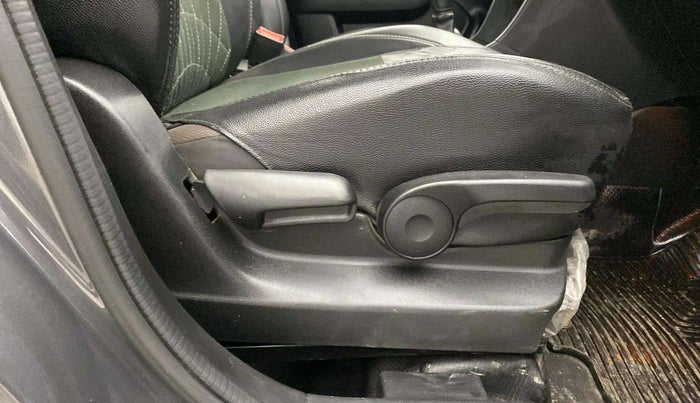 2021 Toyota URBAN CRUISER HIGH GRADE MT, Petrol, Manual, 28,999 km, Driver Side Adjustment Panel