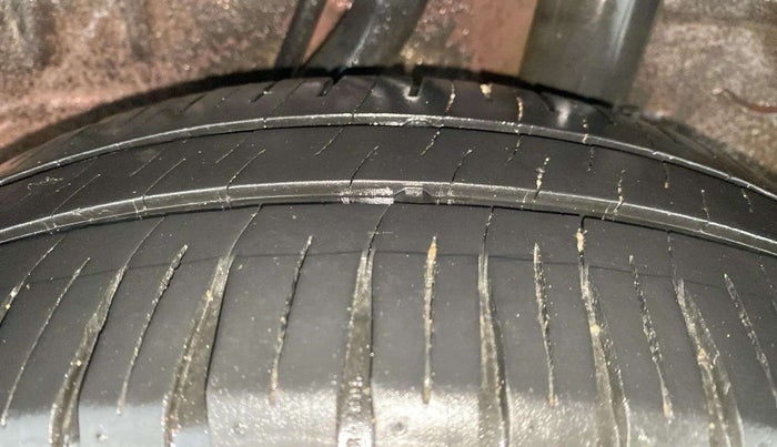 2018 Honda Amaze 1.2L I-VTEC V, Petrol, Manual, 80,139 km, Left Rear Tyre Tread