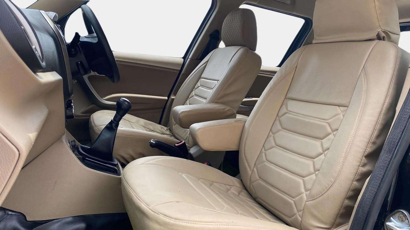 2023 Mahindra BOLERO NEO N10 R, Diesel, Manual, 12,707 km, Right Side Front Door Cabin