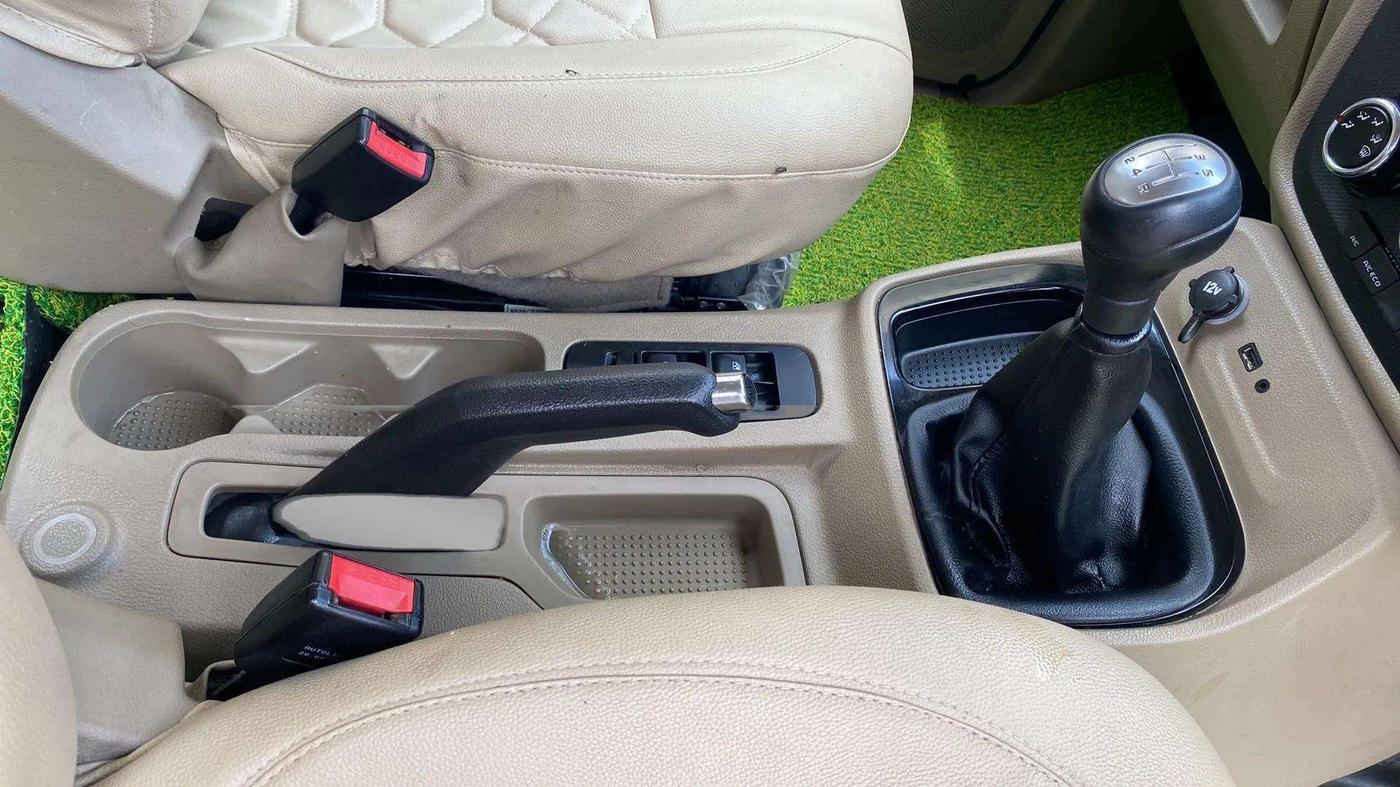 2023 Mahindra BOLERO NEO N10 R, Diesel, Manual, 12,707 km, Gear Lever