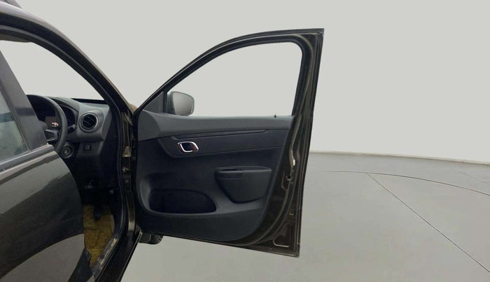 2020 Renault Kwid RXT 1.0 (O), Petrol, Manual, 45,765 km, RHS Front Door