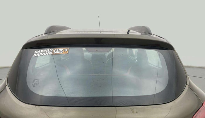 2020 Renault Kwid RXT 1.0 (O), Petrol, Manual, 45,765 km, Rear Windshield