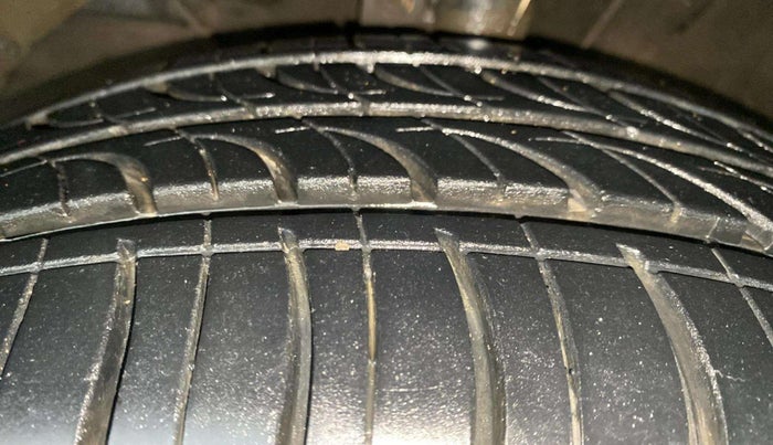 2018 Maruti Baleno ZETA CVT PETROL 1.2, Petrol, Automatic, 58,922 km, Left Front Tyre Tread