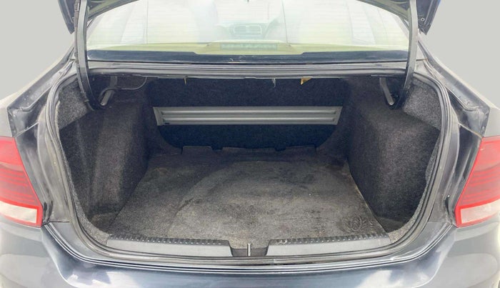 2018 Volkswagen Vento HIGHLINE PETROL AT, Petrol, Automatic, 68,113 km, Boot Open Zoomed View