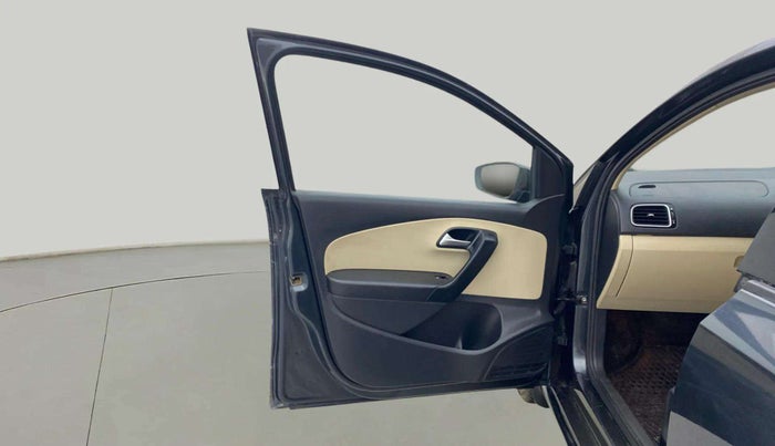 2018 Volkswagen Vento HIGHLINE PETROL AT, Petrol, Automatic, 68,113 km, LHS Front Door