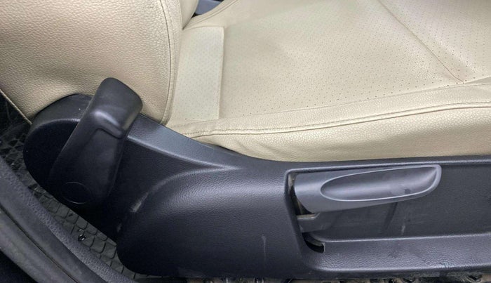2018 Volkswagen Vento HIGHLINE PETROL AT, Petrol, Automatic, 68,113 km, Driver Side Adjustment Panel