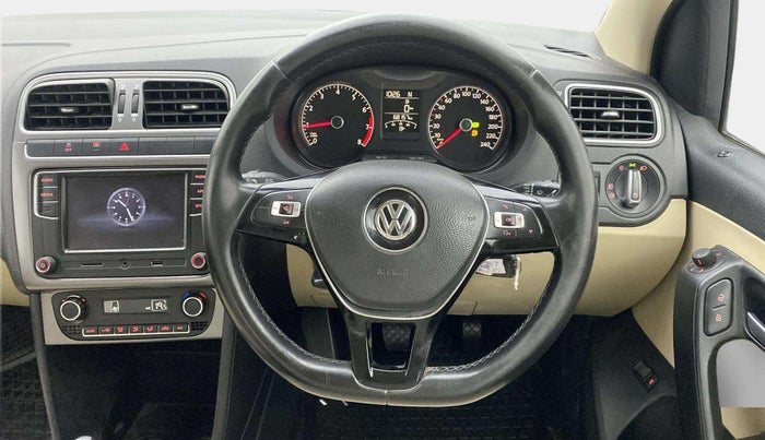 2018 Volkswagen Vento HIGHLINE PETROL AT, Petrol, Automatic, 68,113 km, Steering Wheel Close Up