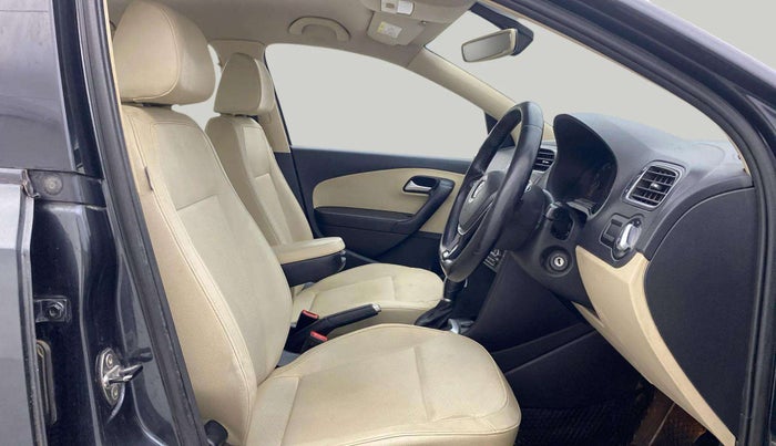 2018 Volkswagen Vento HIGHLINE PETROL AT, Petrol, Automatic, 68,113 km, Right Side Front Door Cabin