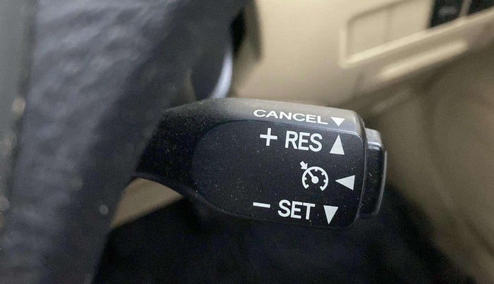 2018 Toyota YARIS V MT, Petrol, Manual, 31,699 km, Adaptive Cruise Control