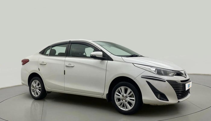 2018 Toyota YARIS V MT, Petrol, Manual, 31,699 km, Right Front Diagonal