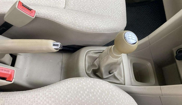 2014 Maruti Swift Dzire VDI, Diesel, Manual, 81,594 km, Gear Lever