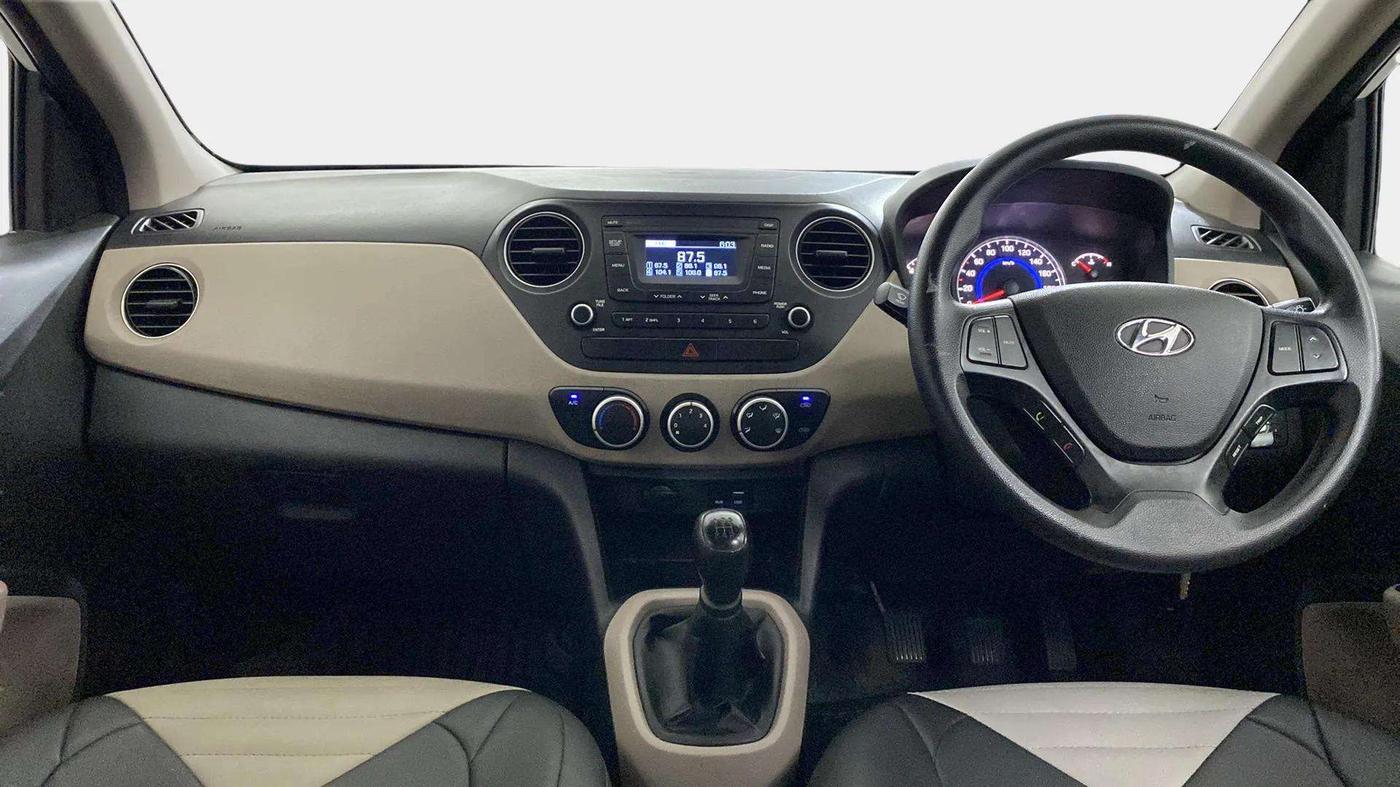 2019 Hyundai Grand i10 MAGNA 1.2 KAPPA VTVT, CNG, Manual, 42,784 km, Dashboard