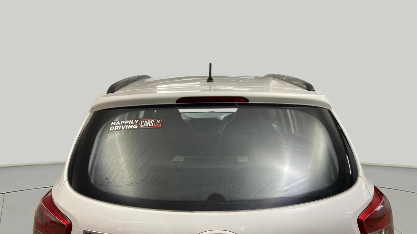2019 Hyundai Grand i10 MAGNA 1.2 KAPPA VTVT, CNG, Manual, 42,784 km, Rear Windshield
