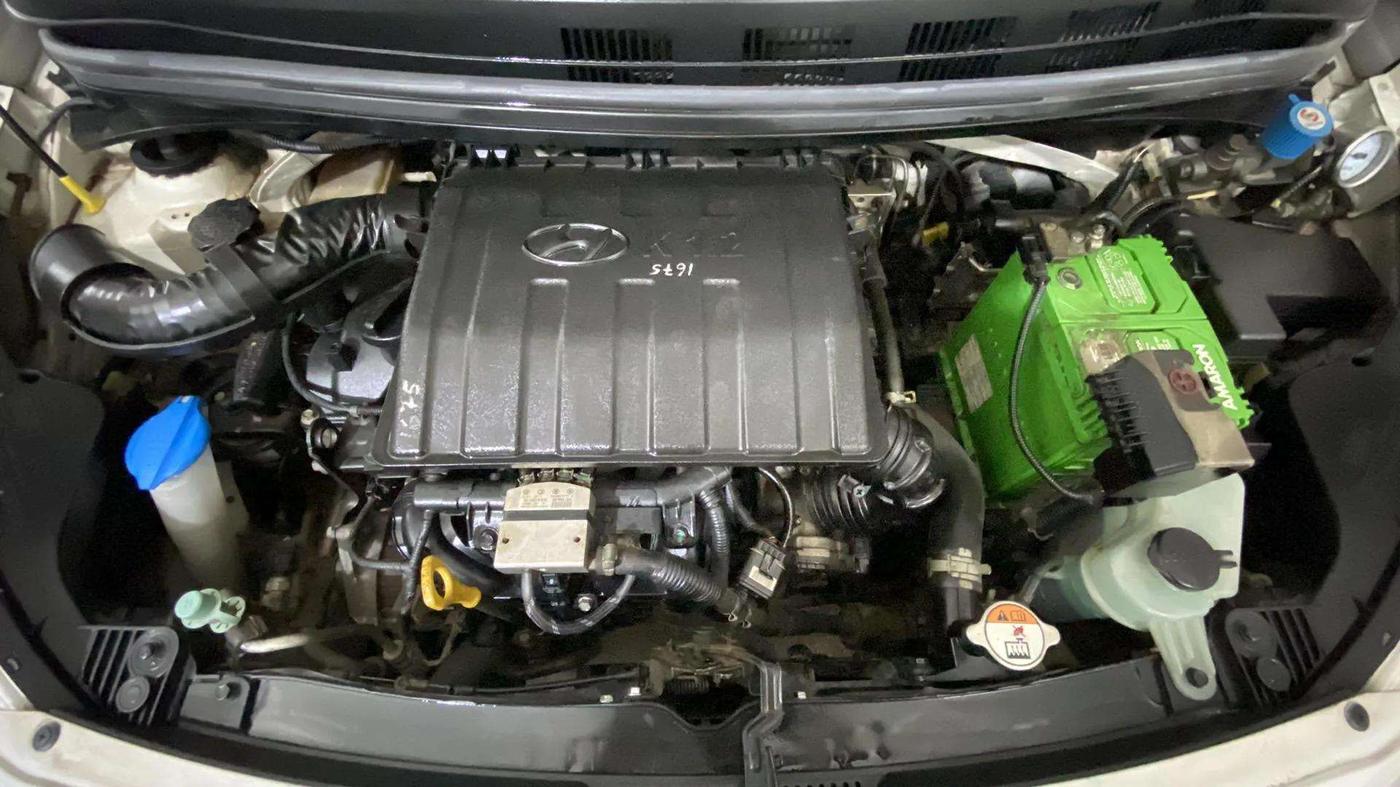 2019 Hyundai Grand i10 MAGNA 1.2 KAPPA VTVT, CNG, Manual, 42,784 km, Engine View