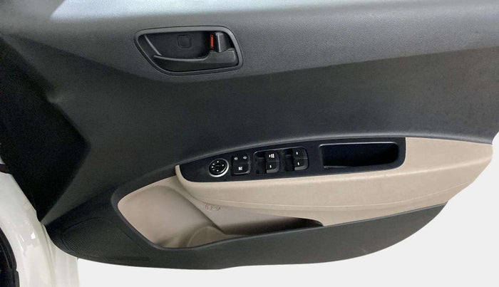 2019 Hyundai Grand i10 MAGNA 1.2 KAPPA VTVT, CNG, Manual, 42,177 km, Driver Side Door Panels Control