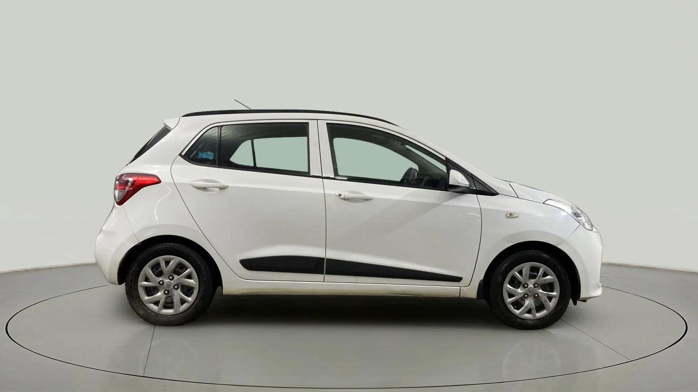 2019 Hyundai Grand i10 MAGNA 1.2 KAPPA VTVT, CNG, Manual, 42,784 km, Right Side View