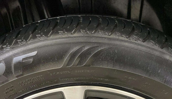 2023 Maruti XL6 ZETA MT, Petrol, Manual, 12,158 km, Right Rear Tyre Tread