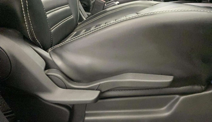 2023 Maruti XL6 ZETA MT, Petrol, Manual, 12,158 km, Driver Side Adjustment Panel