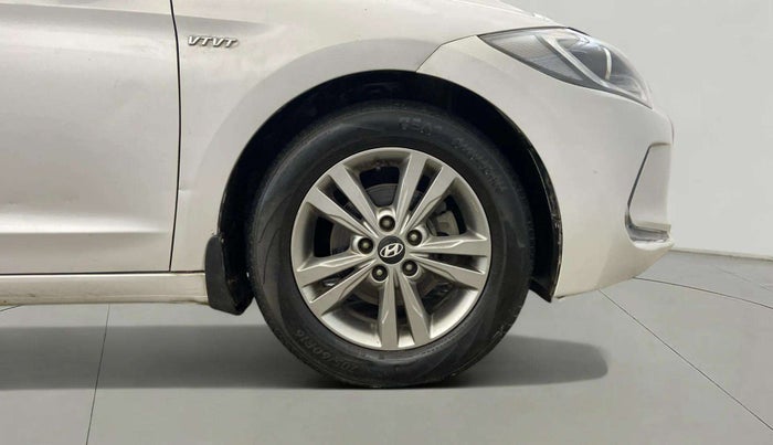 2017 Hyundai New Elantra 2.0 SX(O) AT PETROL, Petrol, Automatic, 64,295 km, Right Front Wheel