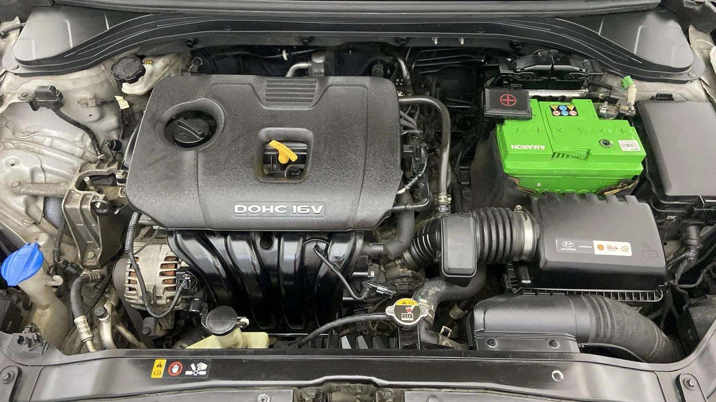 2017 Hyundai New Elantra 2.0 SX(O) AT PETROL, Petrol, Automatic, 64,409 km, Engine View