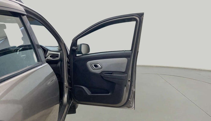 2020 Datsun Redi Go T(O) 1.0, Petrol, Manual, 76,446 km, RHS Front Door