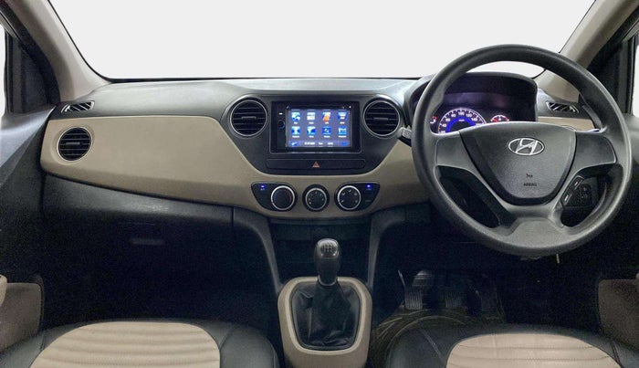 2017 Hyundai Grand i10 MAGNA 1.2 KAPPA VTVT, Petrol, Manual, 57,553 km, Dashboard