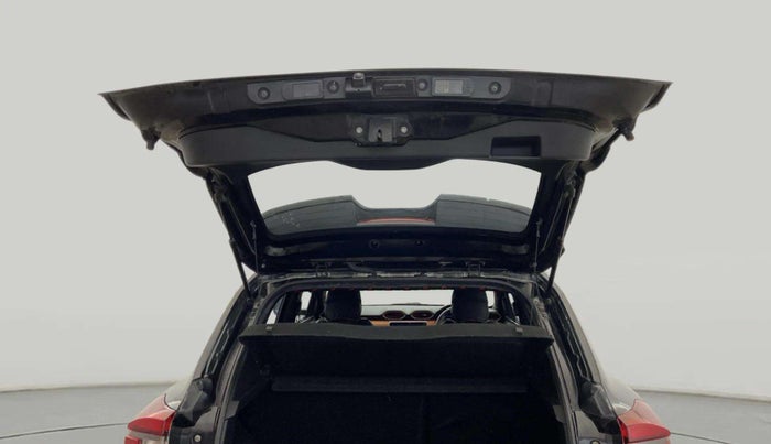 2022 Nissan MAGNITE XV MT, Petrol, Manual, 35,336 km, Boot Door Open