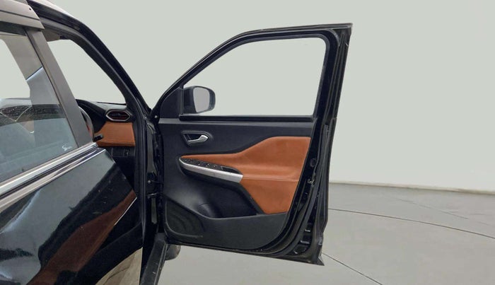 2022 Nissan MAGNITE XV MT, Petrol, Manual, 35,336 km, RHS Front Door