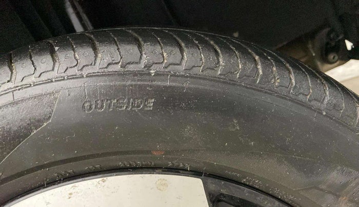 2022 Nissan MAGNITE XV MT, Petrol, Manual, 35,336 km, Left Rear Tyre Tread