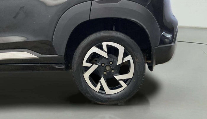 2022 Nissan MAGNITE XV MT, Petrol, Manual, 35,336 km, Left Rear Wheel