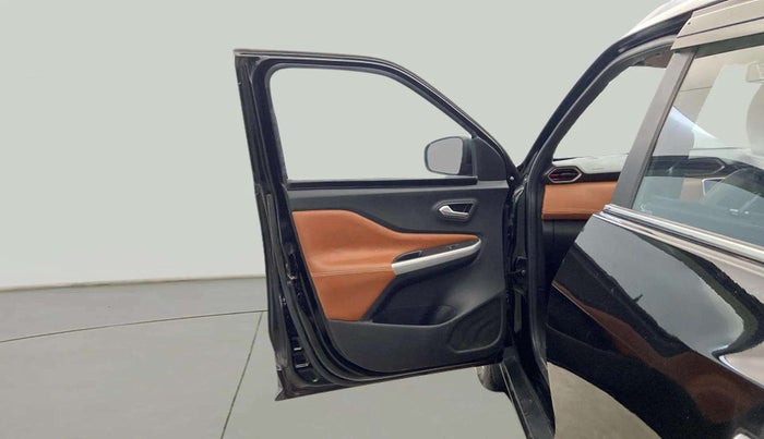 2022 Nissan MAGNITE XV MT, Petrol, Manual, 35,336 km, LHS Front Door