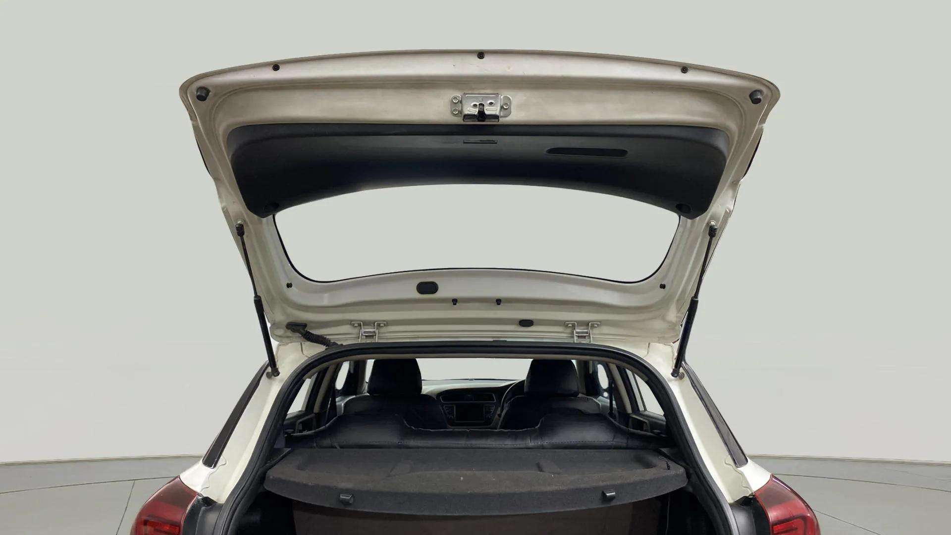 Boot-Open-Top-Half-View-43