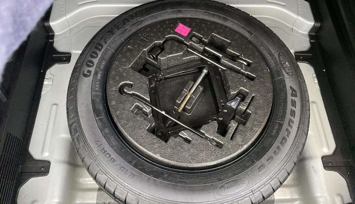2019 Hyundai Creta SX (O) 1.6 PETROL, Petrol, Manual, 29,542 km, Spare Tyre
