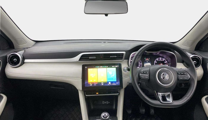 2024 MG ASTOR Shine 1.5 MT (Ivory), Petrol, Manual, 11,908 km, Dashboard