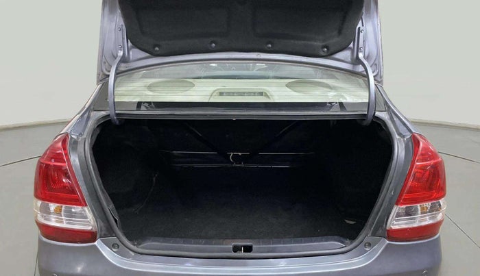 2015 Toyota Etios G, Petrol, Manual, 64,900 km, Boot Inside