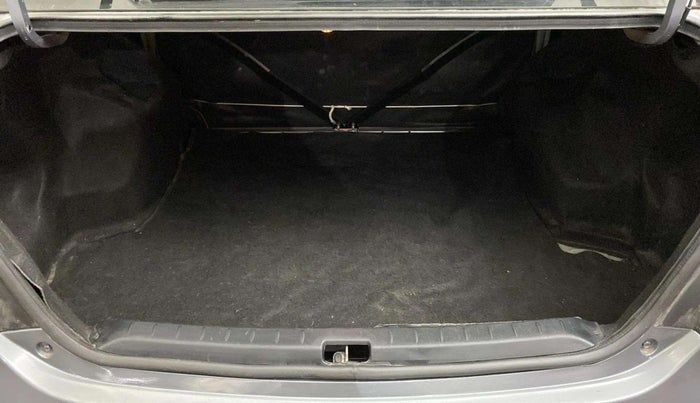 2015 Toyota Etios G, Petrol, Manual, 64,900 km, Boot Open Zoomed View