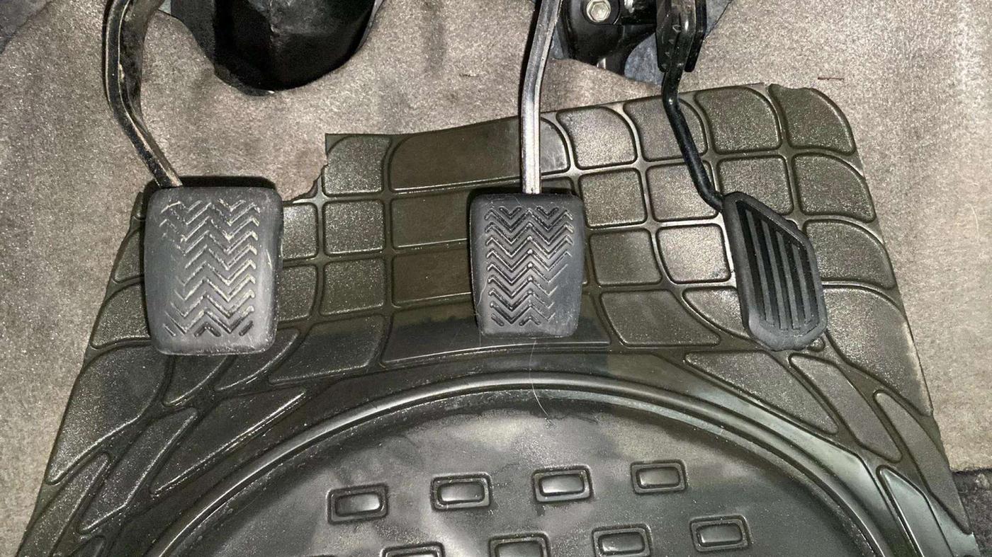 2015 Toyota Etios G, Petrol, Manual, 65,243 km, Pedals