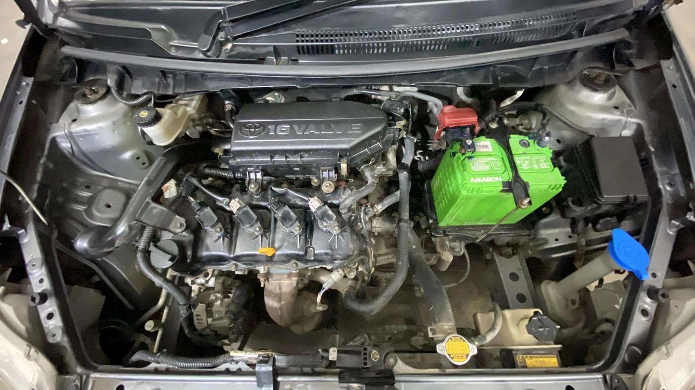 2015 Toyota Etios G, Petrol, Manual, 65,243 km, Engine View